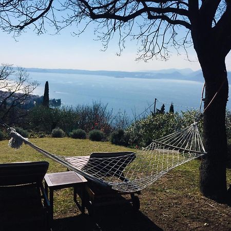 Casa Vacanze Mazurine10 Torri Del Benaco Eksteriør bilde