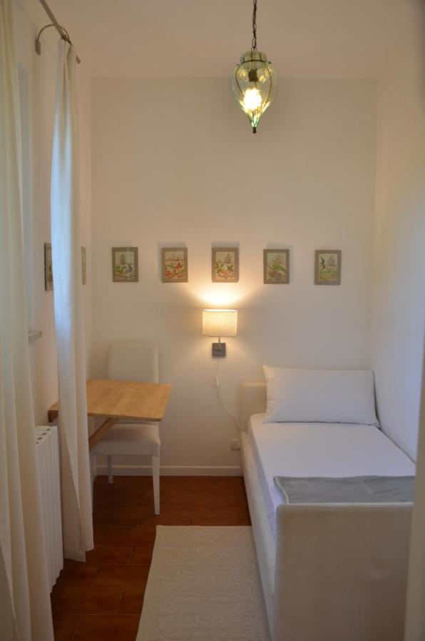 Casa Vacanze Mazurine10 Torri Del Benaco Eksteriør bilde