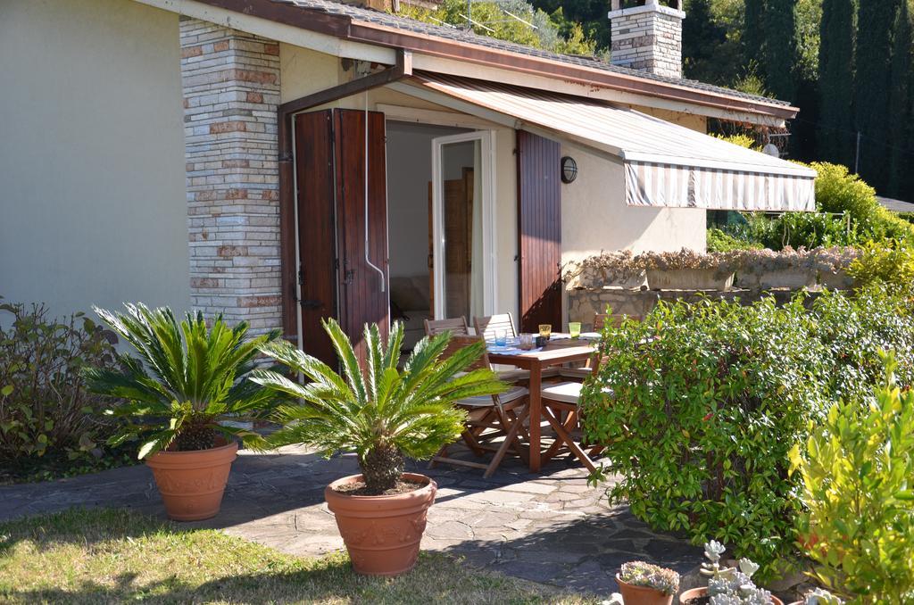 Casa Vacanze Mazurine10 Torri Del Benaco Eksteriør bilde